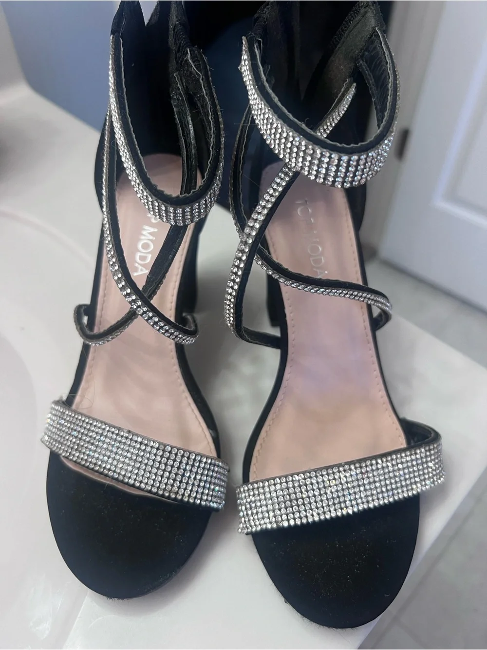 TOP Moda Black Rhinestone Ankle-Strap Dress Heels NWOT